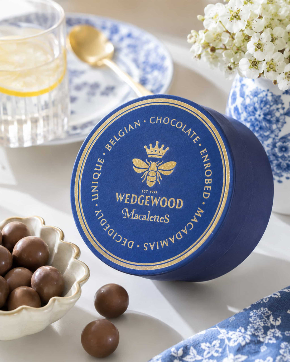 Wedgewood Macalettes Milk Chocolate & Sea Salt Hat Box