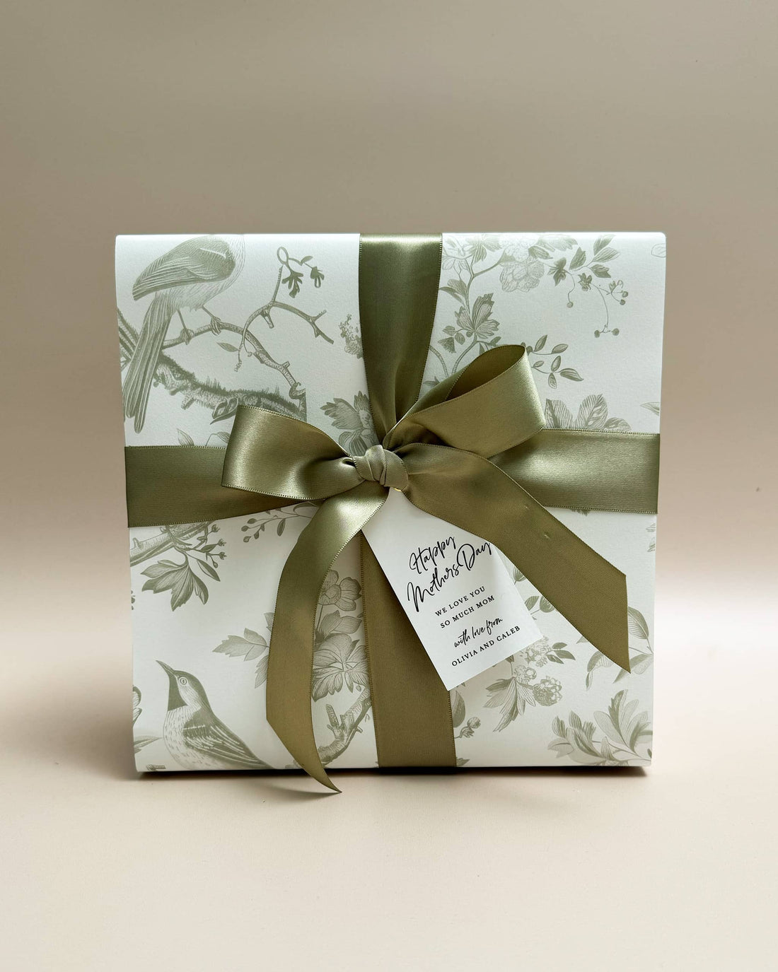 Isabella Beige Gift Box