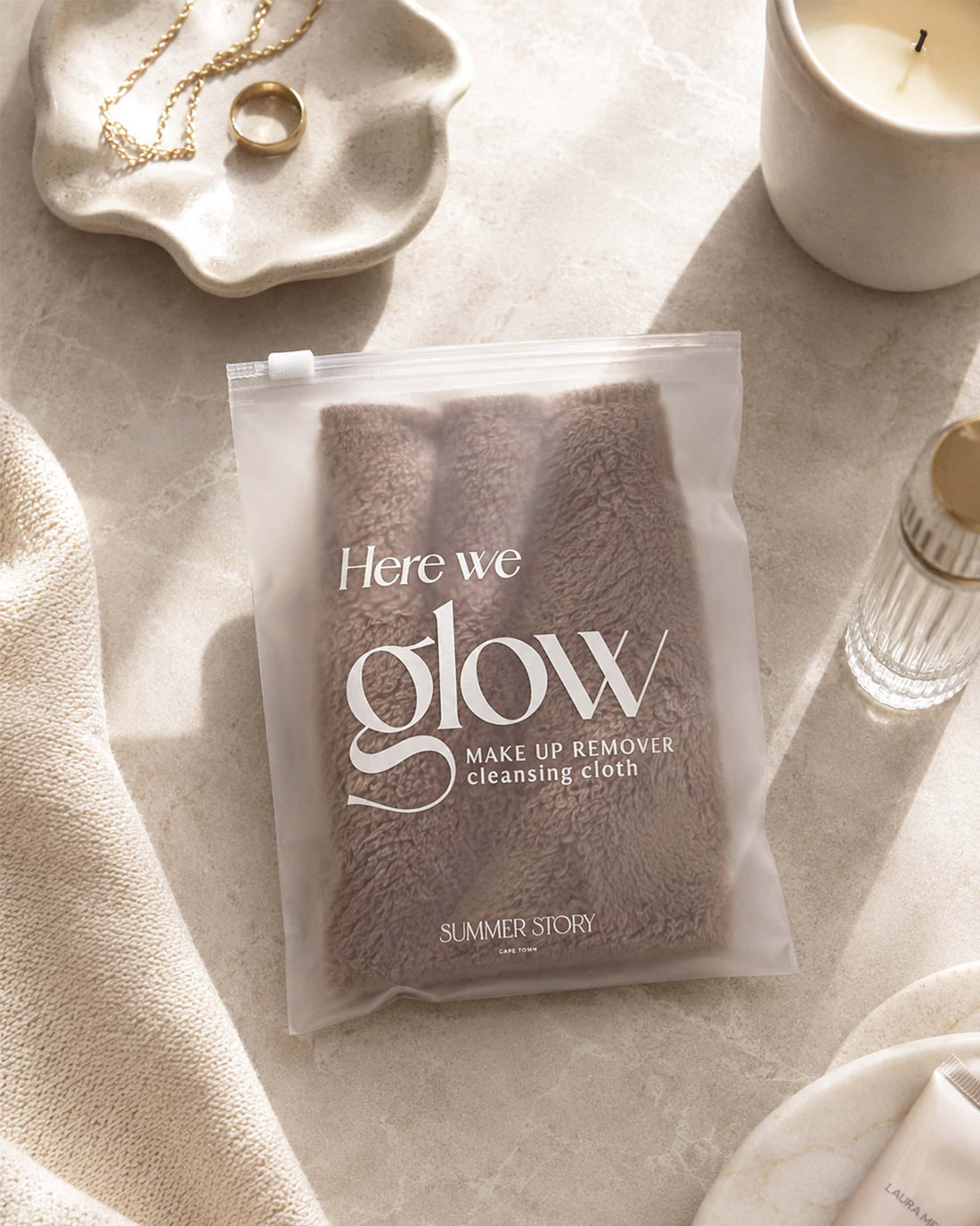 Here We Glow Makeup Remover Cloth — Neutrals